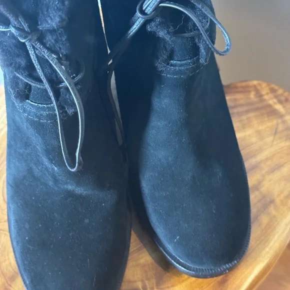 UGG|| Jerene Genuine Shearling Black Suede Block Heel Fold Over Boots Size 10 - Picture 9 of 11
